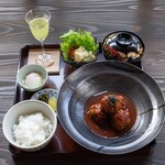 Sabou Kinkaku An - 玉露はんばーぐ御膳