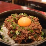 焼肉 肉ノ助 トーキョー - 旨辛和牛そぼろ丼　アップ(20-11)