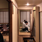 Tenshige Honten - 二階の店内