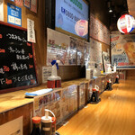 立飲みカドクラ - 店内