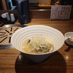 なかむら - 牛テールラーメン、800円。