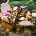 エクアトゥール - オードブル　冷製フォアグラのカルパッチョ　杏とセロリのピューレ　長野パープル