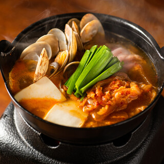 お楽しみ 鍋 コース 全13品 1分飲み放題付き 4400円 税込 やきとりの扇屋 伊勢崎宮子店 伊勢崎 焼鳥 食べログ