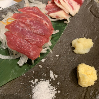 肉汁餃子のダンダダン_1