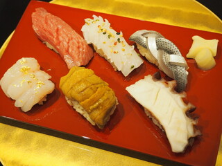 Sushi Mukai - 握りの例