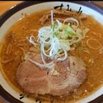 すみれ - 味噌(￥870)。
            スープが熱かった…