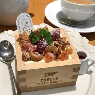 枡に入ったチーズケーキ By ゼニコ Cheese Craft Works なんばパークス チーズクラフトワークス 難波 カフェ 食べログ