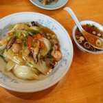 北珍 - 中華丼790円