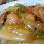 北珍 - 中華丼790円