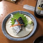 Tachinomi Sakaichi - きずし。食べてみたら、しめ鯖でした。
