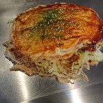 ミカヅキ - 肉玉うどん  チーズトッピング
