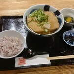 手打ちうどん ほそ井 - 森嘉のお揚げのきつねうどんと季節のご飯セット