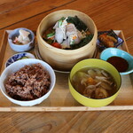 あんだんち食堂 - 寝かせ玄米®選べるせいろ御膳（お肉）1,210円(税込)