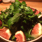 阿佐ヶ谷バードランド - 阿佐ヶ谷バードランド(クレソンといちじくのサラダ)
      