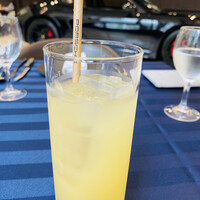 ザ モメンタム バイ ポルシェ - 