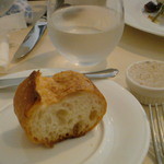 ル･クール - バケットとパテ　　バケットはなくなるとまたいただけます