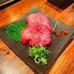 肉家 串八 - 