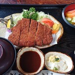 とんかつトミタ - 上ロースカツ定食 2,035円