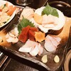 海鮮居酒屋　根室 - 刺し盛り
赤身、ツブ貝、ブリ、帆立