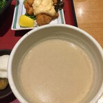 宮崎地鶏炭火焼 車 - 冷汁と鶏の唐揚げ