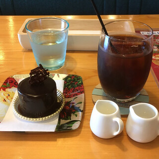 ケーキ&カフェ ブリス_0