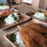 まるは食堂旅館 - 