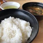 まるは食堂旅館 - 