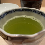 h Kisetsu Ryouri To Jizake Yuu - 抹茶に近い緑茶