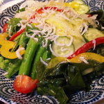 経堂らかん茶屋 - 春野菜のサラダ