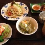 アムリタ食堂 - 