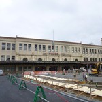 まんぷく食堂 - 近鉄 宇治山田駅のすぐ横