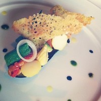 レストラン ヴァリエ - 茄子の上に野菜色々のサラダ