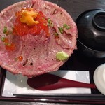 吉祥寺 肉ドレス海鮮丼 - 