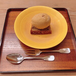 赤坂 菊乃井 - 水物 ◎ キャラメルアイスクリーム 蕎麦粉カステラ