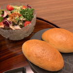 嘉喜家 - サラダと自家製パン