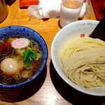 つけそば 神田 勝本 - 味玉清湯つけそば 930円 ♪