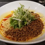 タンタンタイガー - 汁なし担々麺　880円