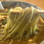 東家若竹分店 - 薄色のグリーン麺を使用。竹老園に似た蕎麦です。