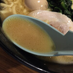 Ikebukuro Shouten - 豚骨しっかりのスープ
