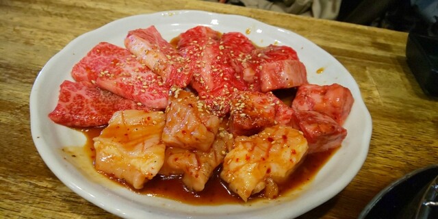 ごぞうろっぷ 大森 ホルモン 食べログ