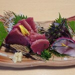 うるいど八幡屋 - しめ鯖と鰹の刺身