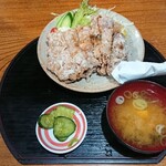 Sanzoku - うまC定食