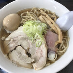 自家製太麺 渡辺 - らー麺並750えん 味玉100えん