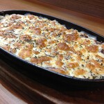 美味千成 - コンビーフポテトチーズ焼き