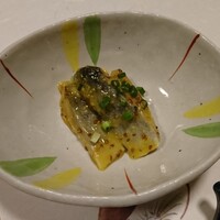 中洲鷹勝 本店 - 付けだしのサバの刺身