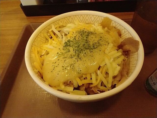 とろ り3種のチーズ牛丼 By パパゴリラ すき家 永福町駅前店 永福町 牛丼 食べログ