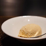 鉄板料理 かめだ - ほうじ茶アイス