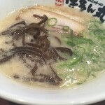 博多ん丸 イオンモールつくば店 - 博多とんこつラーメン（￥590）