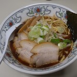 麺房マービン - 豚骨醤油ラーメン