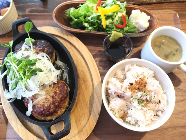 セイアカフェ Nisshin Seia Cafe 日進 カフェ ネット予約可 食べログ